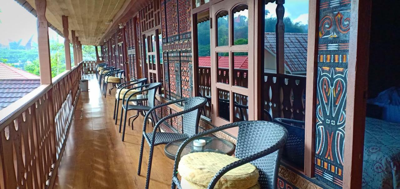 Toraja Torsina Hotel Рантепао Экстерьер фото