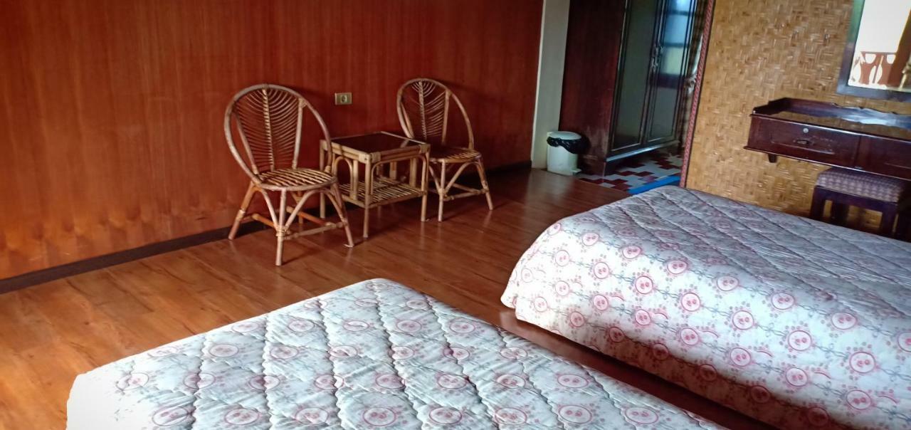 Toraja Torsina Hotel Рантепао Экстерьер фото